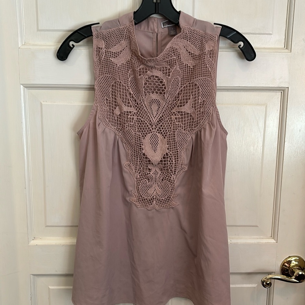 Chelsea 28 top pale pink size small